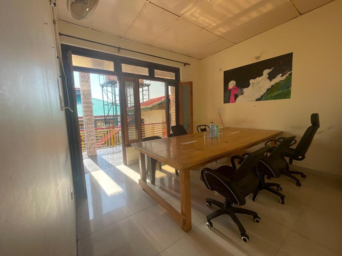 Bir Nest Hostel Экстерьер фото